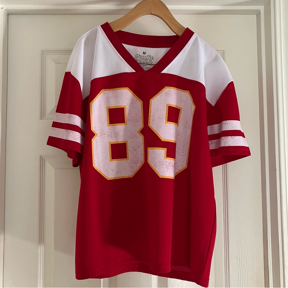 GOODIE TWO SLEEVES Taylor Swift / Kansas City Chiefs Themed 89 Jersey Medium M